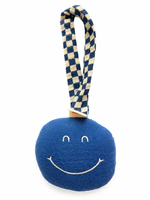 Speenknuffel smiley blauw — Speenkoorden en speenknuffels — Colori Ribelle