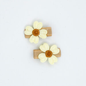 Babyspeldjes bloem creme